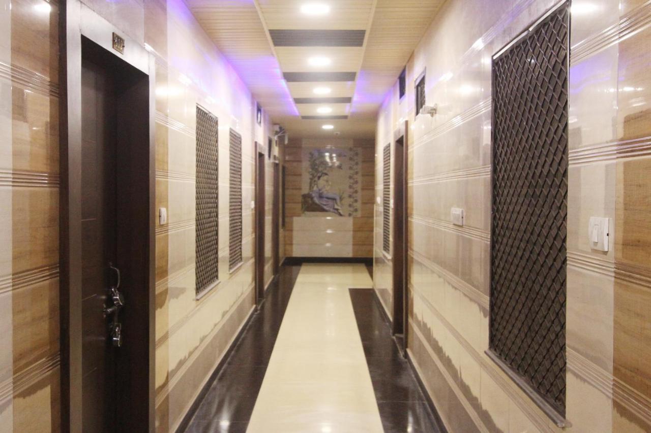 Hotel Raj Inn Ajmer Sharif Bagian luar foto