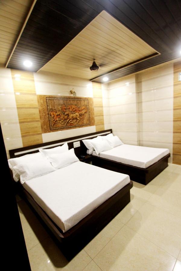 Hotel Raj Inn Ajmer Sharif Bagian luar foto
